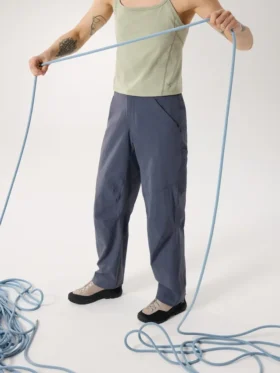 Clarkia Damenhose mit weitem Bein