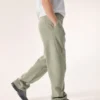Emblem Fleece Jogger für Damen