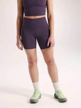 Essent High-Rise Utility Short 6" Damen