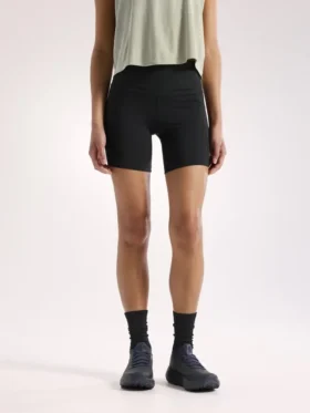 Essent High-Rise Utility Short 6" Damen