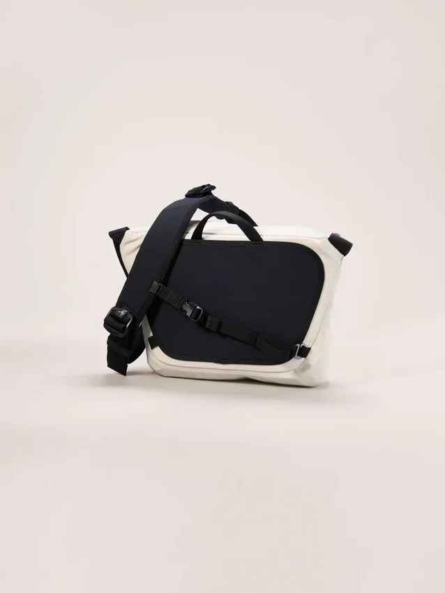 Granville 10 Kuriertasche