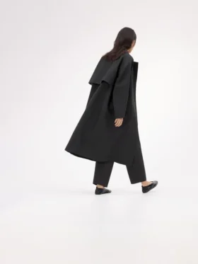 Nitra-Mäntel für Damen