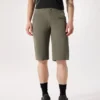Rhoam Short für Damen