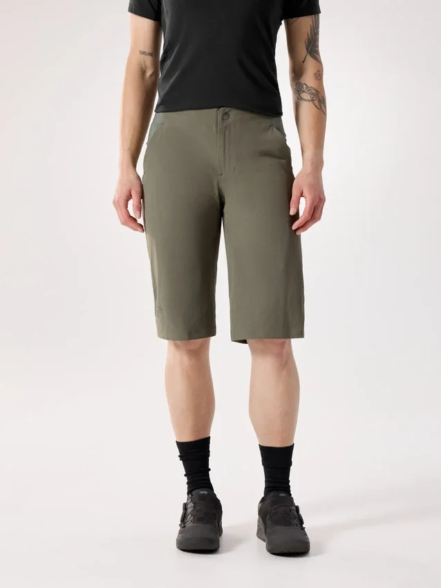 Rhoam Short für Damen