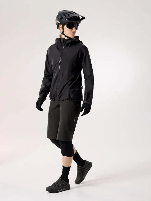 Rhoam Short für Damen