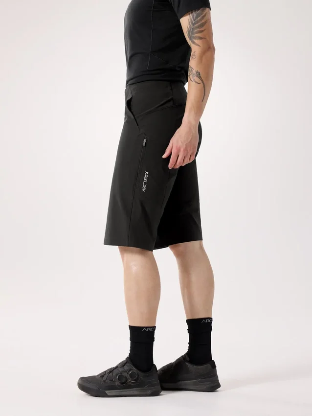 Rhoam Short für Damen