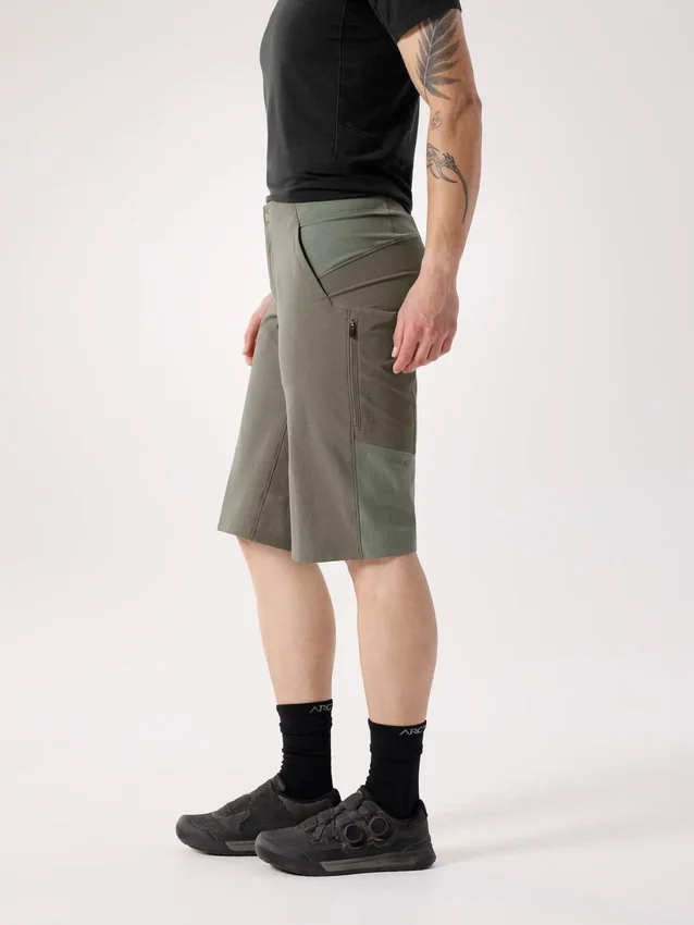 Rhoam Short für Damen