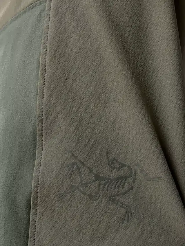 Rhoam Short für Damen